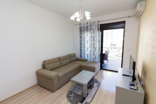 Sea View Apartments Perovic