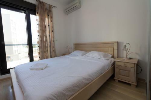 Sea View Apartments Perovic