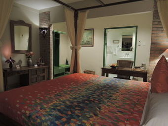 Hotel Deli River And Restaurant Omlandia