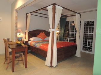 Hotel Deli River And Restaurant Omlandia