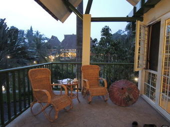 Hotel Deli River And Restaurant Omlandia