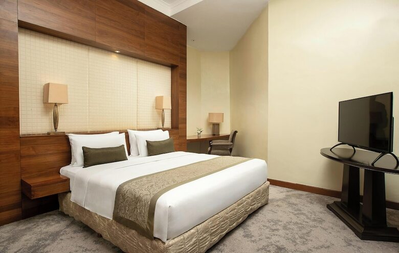Hotel Aryaduta Medan
