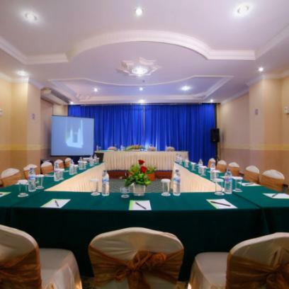 Hotel Madani Medan - Syariah Hotel