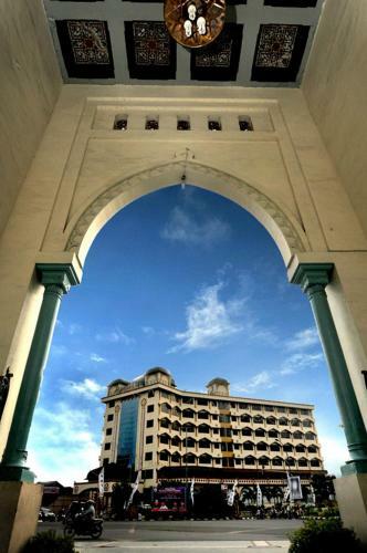 Hotel Madani Medan - Syariah Hotel