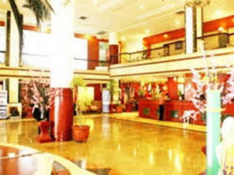 Hotel Soechi International