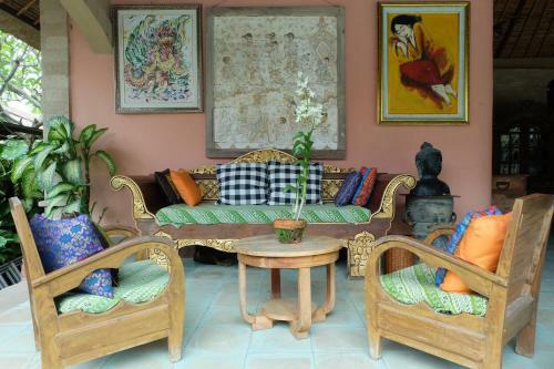 Hotel Puri Taman Sari