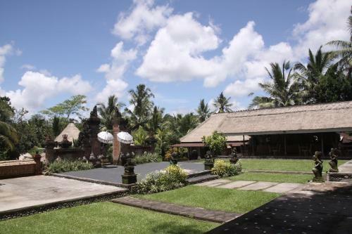 Hotel Puri Taman Sari
