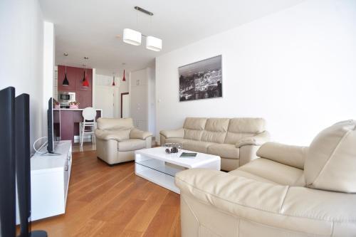 Luxury Montesun Apartments