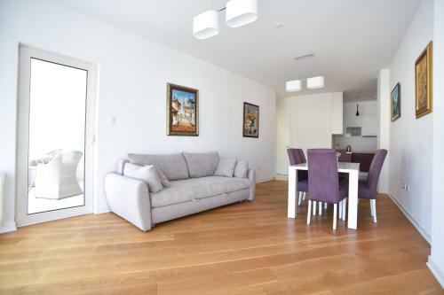 Luxury Montesun Apartments