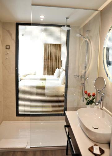 Limak Skopje Luxury Hotel