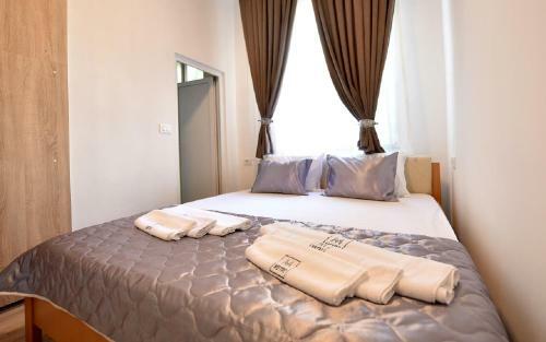 Villa Nina Hotel & Lounge Bar