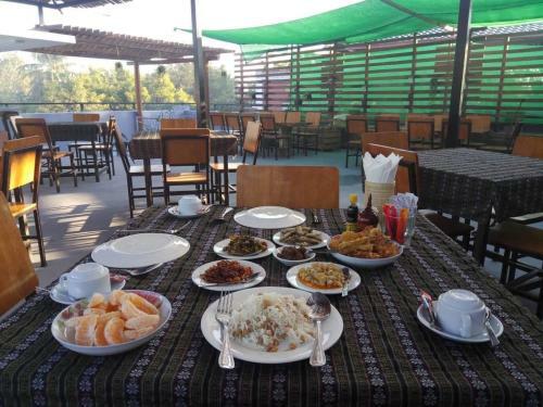 Bagan Hmwe Hotel