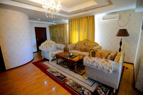 Mbm Hotel