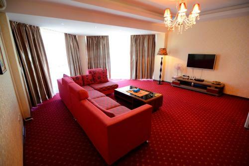Mbm Hotel