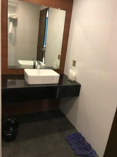 Hotel Capital