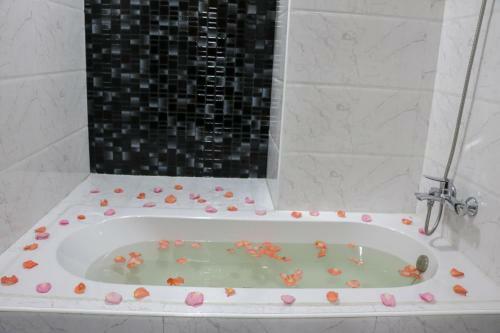 Sat Sun Hotel