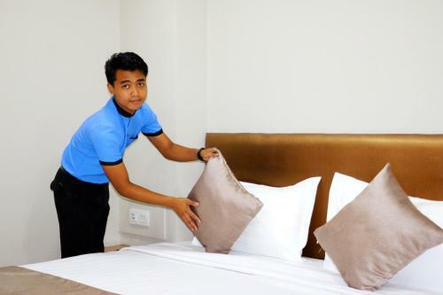 Sat Sun Hotel
