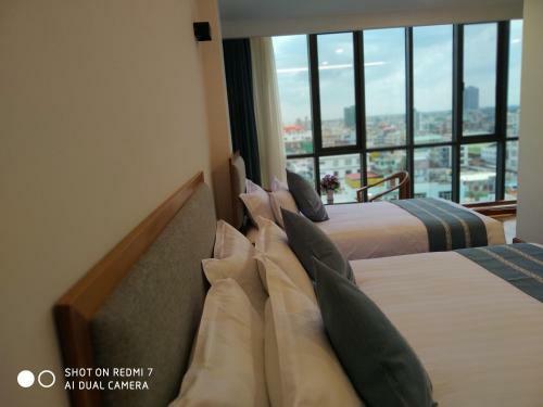 Dragon Phoenix Hotel