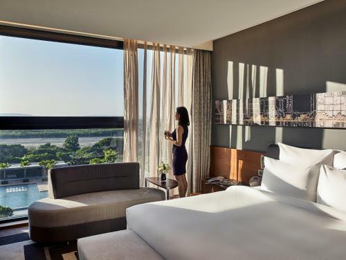 Hotel Pullman Mandalay Mingalar