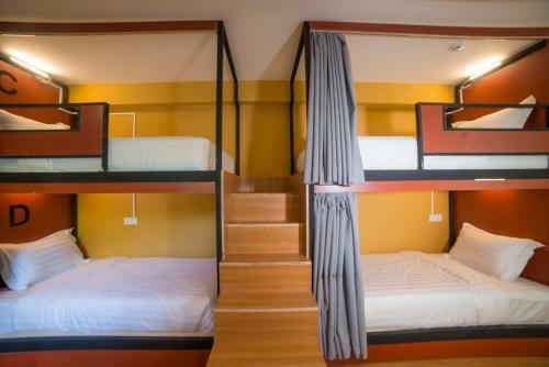 Shwe Hostel