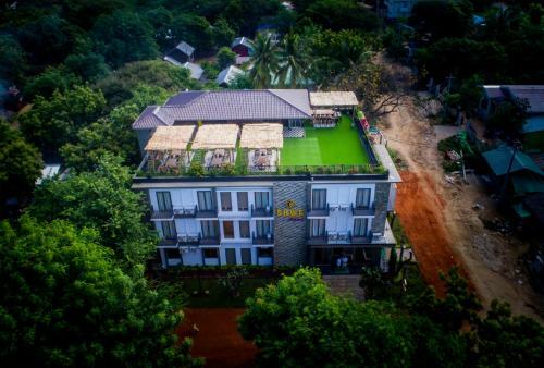 Shwe Hostel