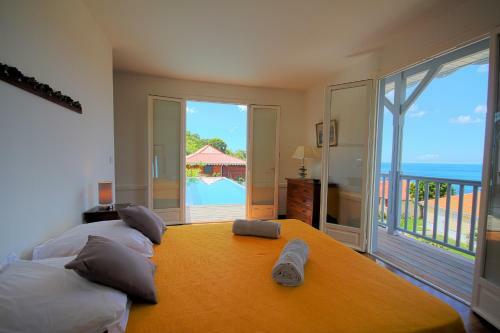 Villa With Infiniti Pool Mqaa08