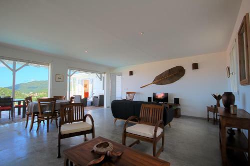 Villa With Infiniti Pool Mqaa08