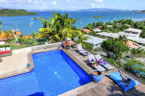 Luxury Villa With Sea View (Mqti41)