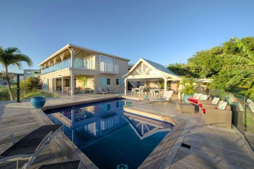 Luxury Villa With Sea View (Mqti41)