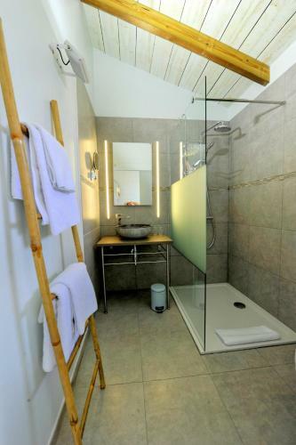 Luxury Villa With Sea View (Mqti41)