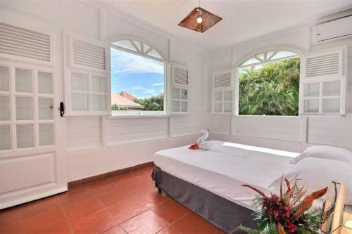 Villa Blue Lagoon, 3 Chambres, Piscine, Plage � 5 Minutes