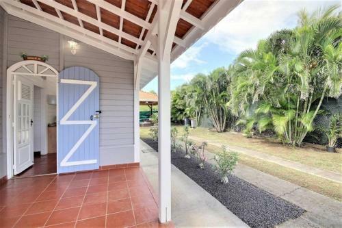 Villa Blue Lagoon, 3 Chambres, Piscine, Plage � 5 Minutes