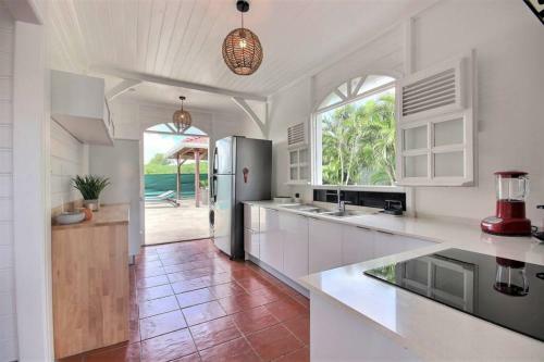 Villa Blue Lagoon, 3 Chambres, Piscine, Plage � 5 Minutes