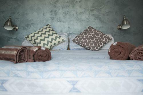 Hostal Sunshine Suites