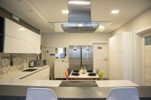 Hostal Sunshine Suites