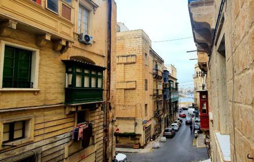 Valletta Lucia Townhouse