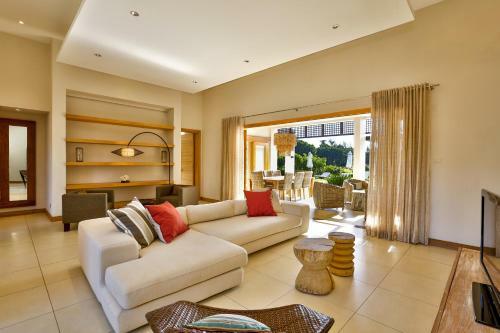 Hotel Anahita Golf & Spa Resort