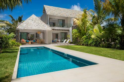 Hotel Anahita Golf & Spa Resort