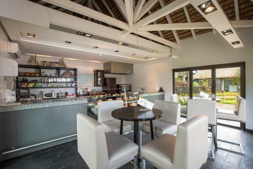 Hotel Anahita Golf & Spa Resort