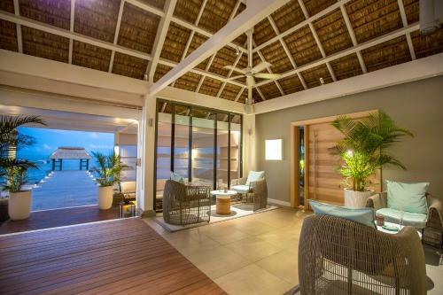 Hotel Anahita Golf & Spa Resort
