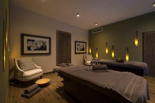 Hotel Anahita Golf & Spa Resort