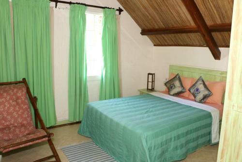 House With 2 Bedrooms In Blue Bay With Terrace