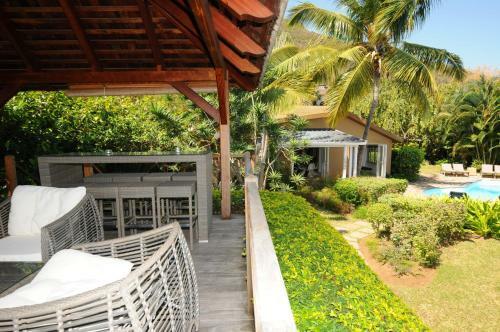 Villa Acassia, 140 Sqm, Pool, 500 M To La Preneuse Beach