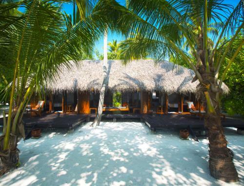 Hotel Medhufushi Island Resort