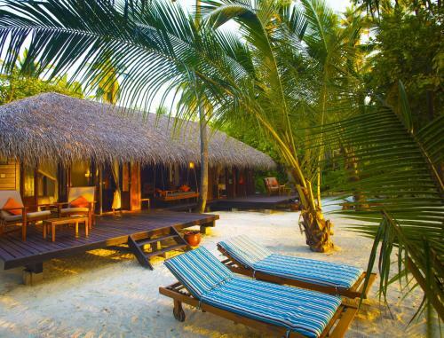 Hotel Medhufushi Island Resort