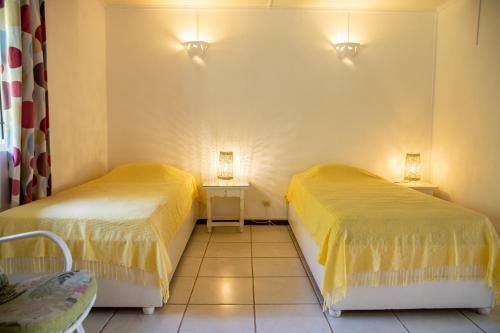 Villa Veloutier Blanc Beachfront By Staymauritius