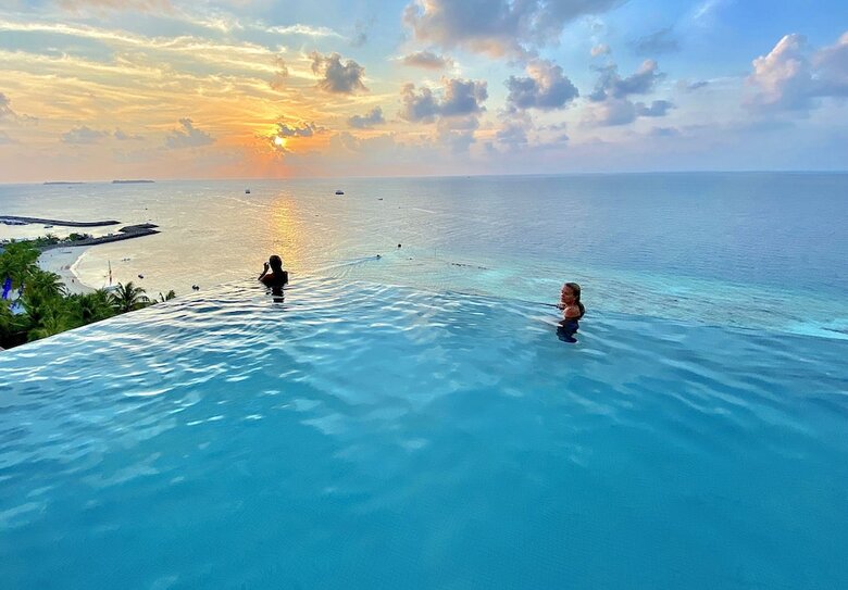 Hotel Kaani Palm Beach