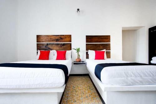 Hotel P�sada Maria Isabel