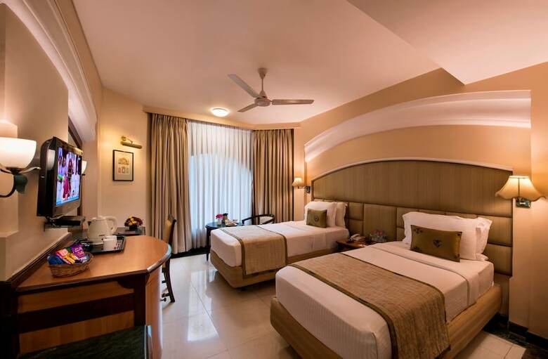 Hotel Revival Lords Inn