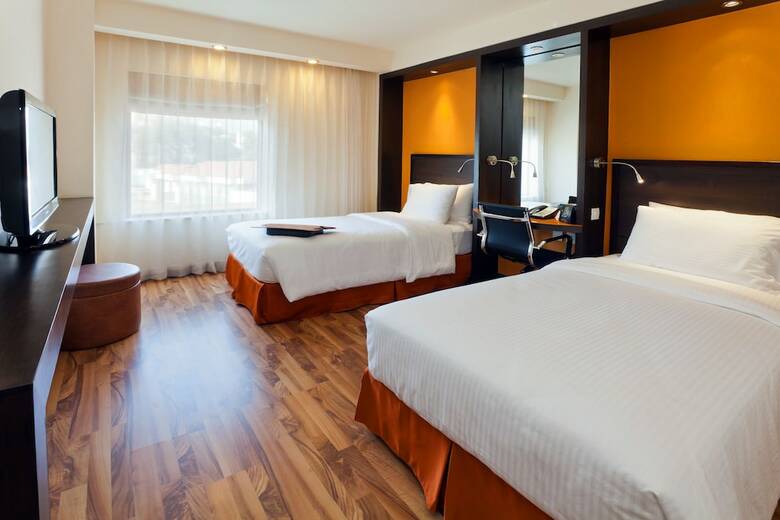 Hotel Hampton By Hilton Vadodara-alkapuri